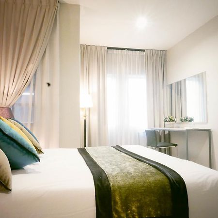 Country Inn Kulai Dış mekan fotoğraf
