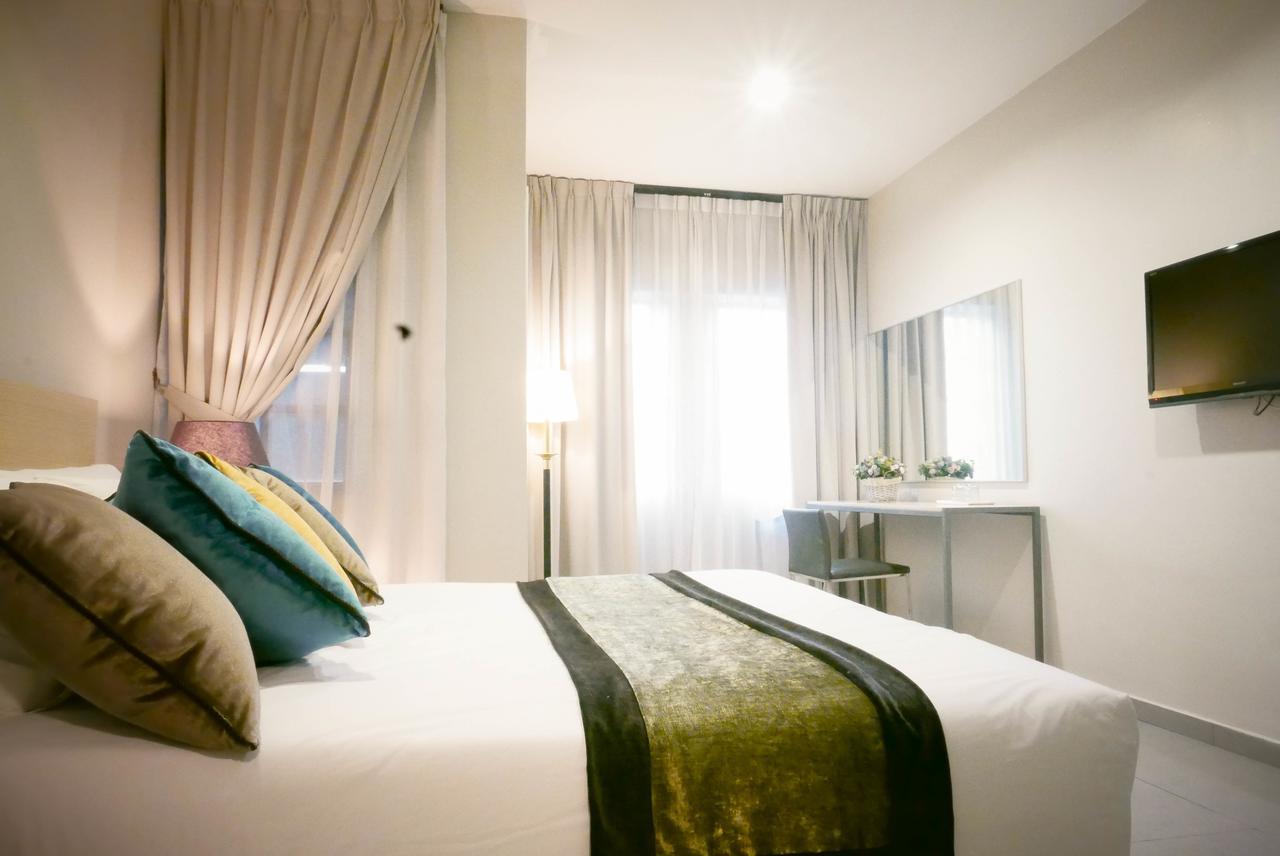 Country Inn Kulai Dış mekan fotoğraf